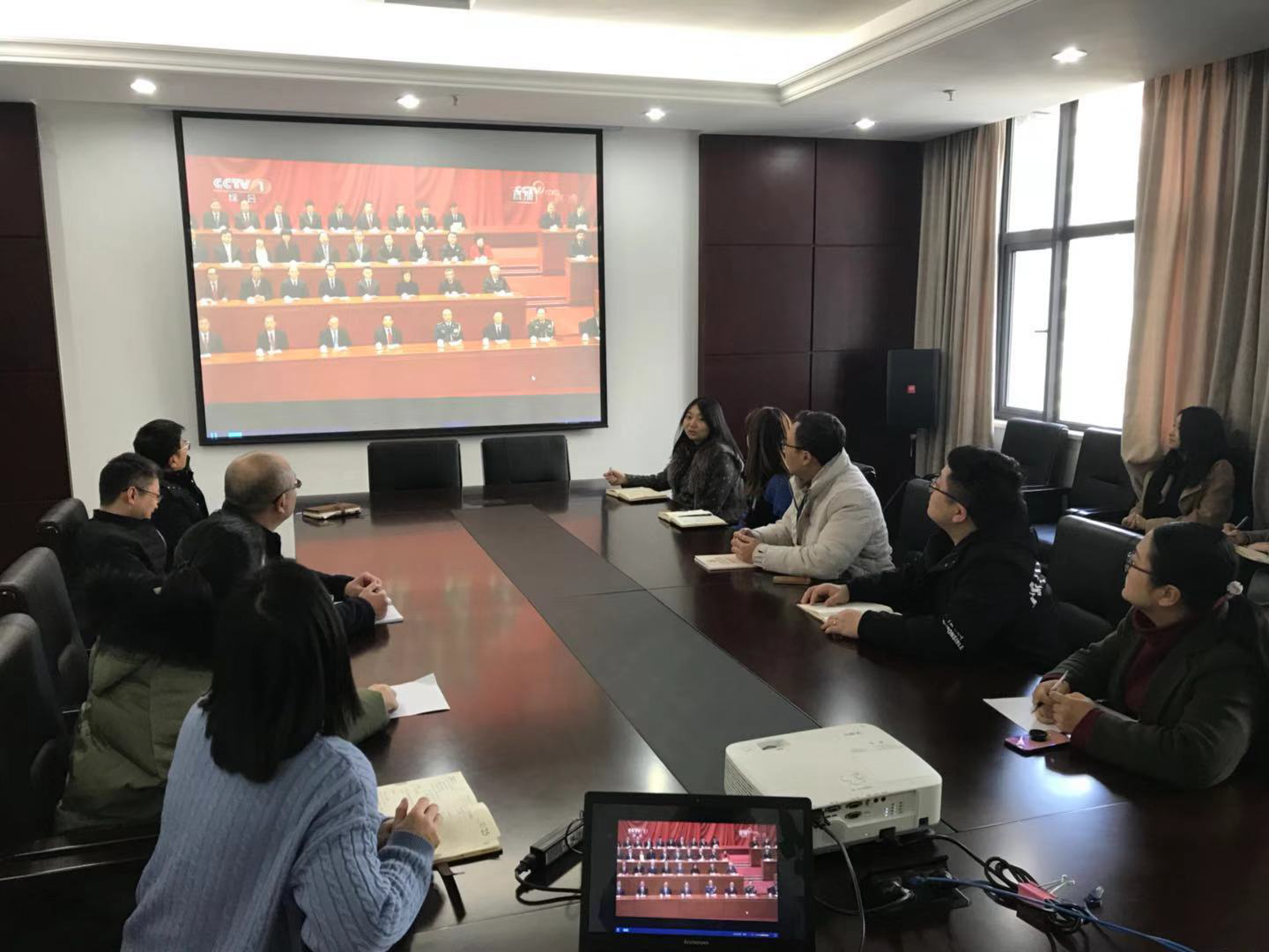 南昌城投房地产公司组织寓目“中央庆祝刷新开放40周年”大会_w66国际app