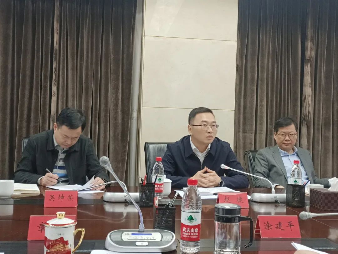 副市长赵捷赴市w66国际app集团开展党的二十大精神宣讲并调研企业谋划生长情形_w66国际app