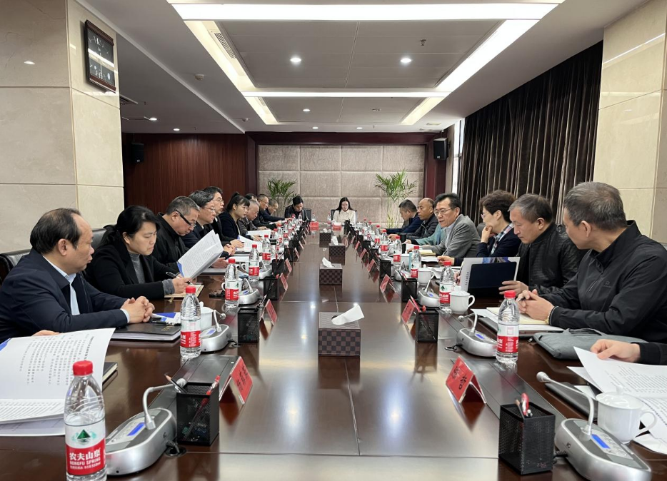 济南市平台刷新转型与高质量生长学习考察组一行来集团调研_w66国际app