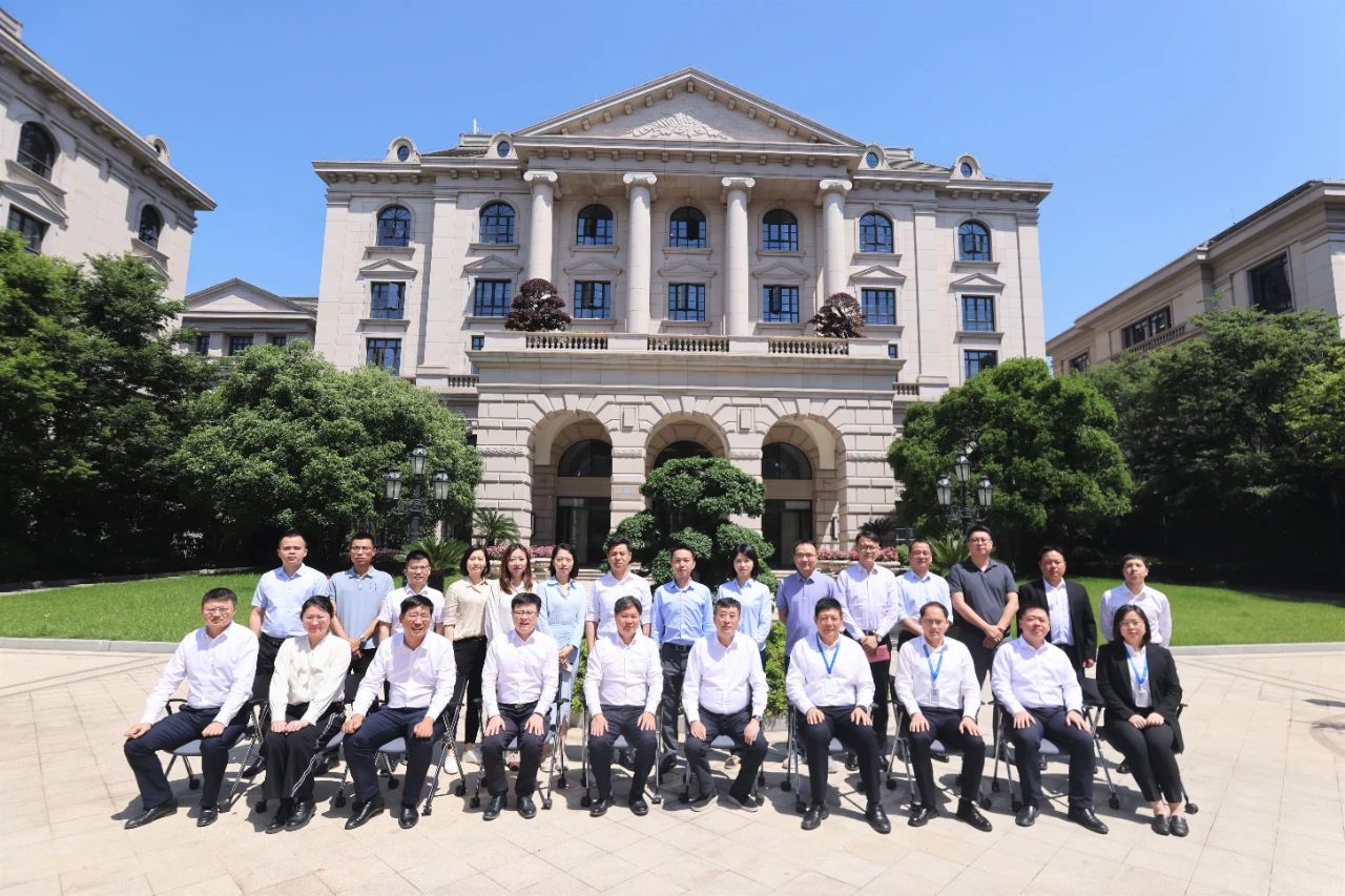 集团第一批参训职员赴中建八局总承包公司开展岗位实训活动_w66国际app